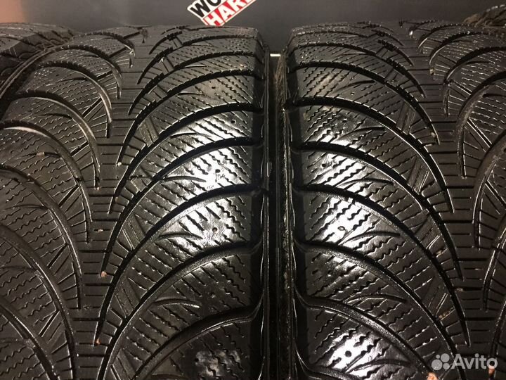 Goodyear UltraGrip Ice 235/65 R17