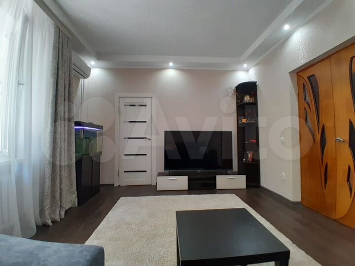 3-к. квартира, 64 м², 1/2 эт.