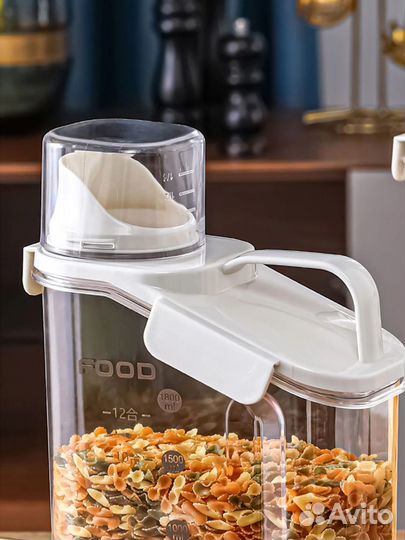 Контейнер для сыпучих продуктов