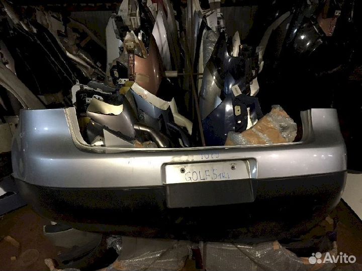 Бампер задний Volkswagen Golf V 1K1