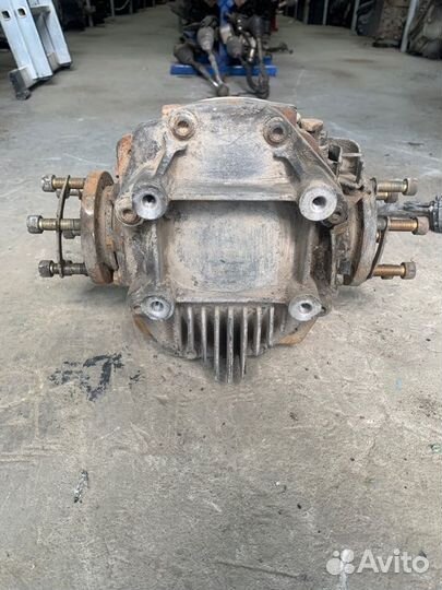 Редуктор заднего моста Mercedes-Benz S-Classe W140