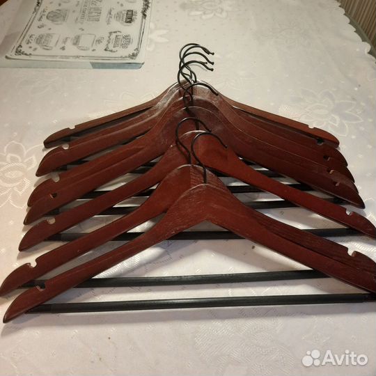 Вешалки плечики деревянные