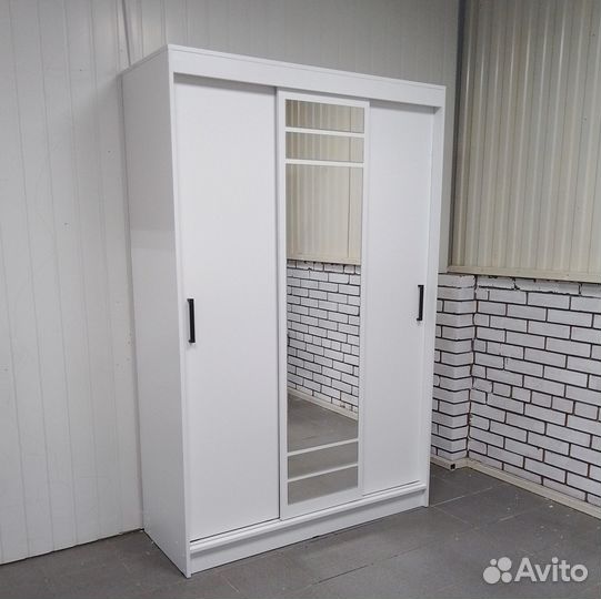 Новый шкаф-купе (3 цвета)