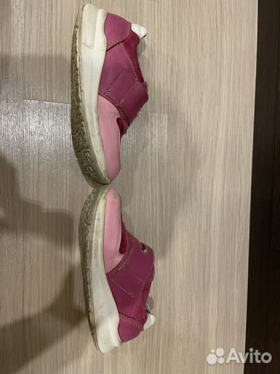 Кроссовки нат. кожа, р.29