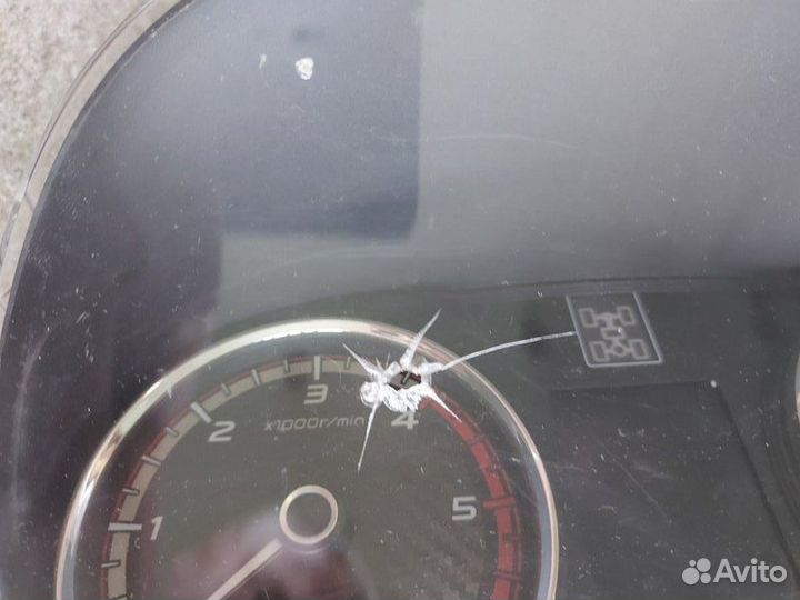 Комбинация приборов Mitsubishi L200 внедорожник