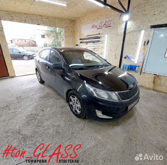 Лобовое стекло на иномарки с заменой в Уфе