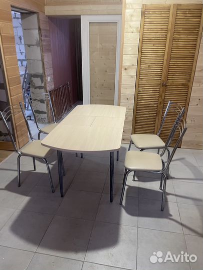 Кухонный раздвижной стол с 4 стульями