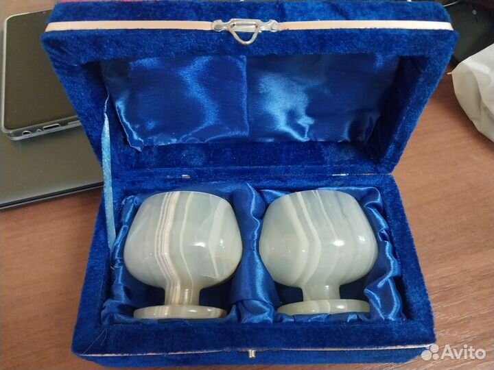 Бокалы из оникса в подарочной упаковке