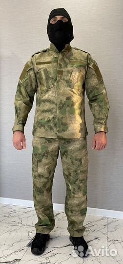 Тактический боевой костюм