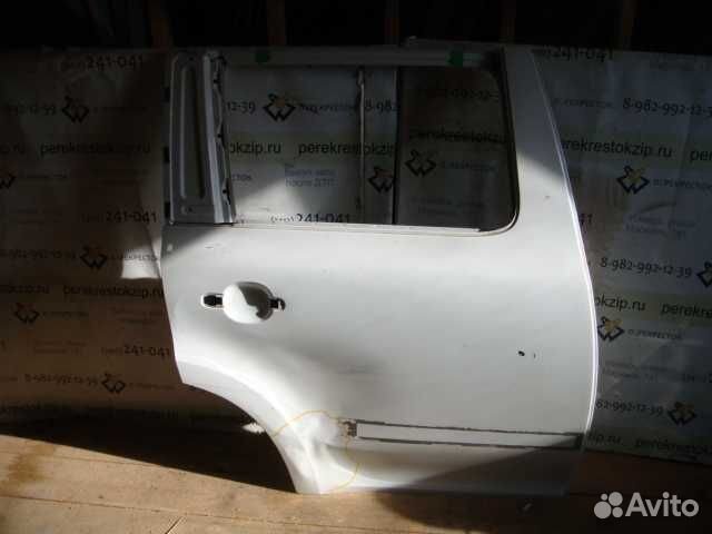 Дверь Yeti (09-14) зад R с дефектом б\у (арт. 5L0833052)