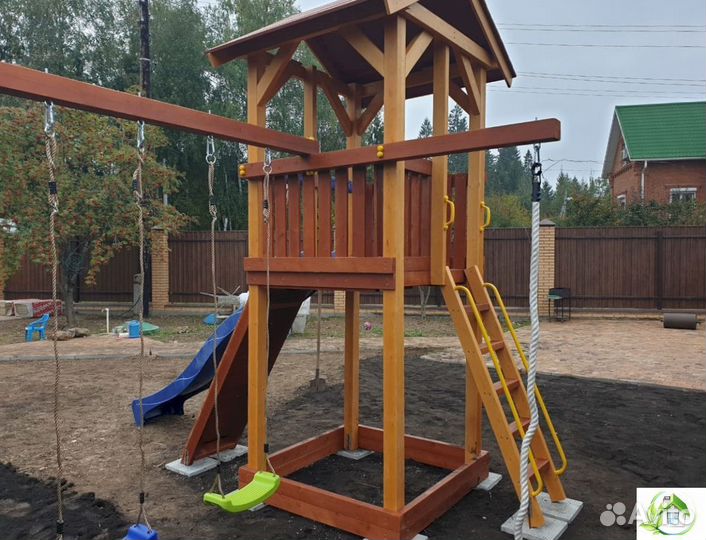 Детская площадка для игры