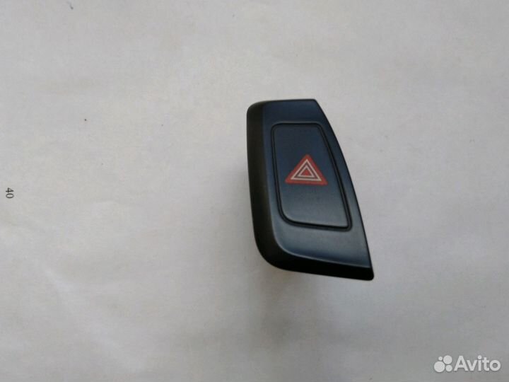 Кнопка аварийной сигнализации Ауди а4 (B8)