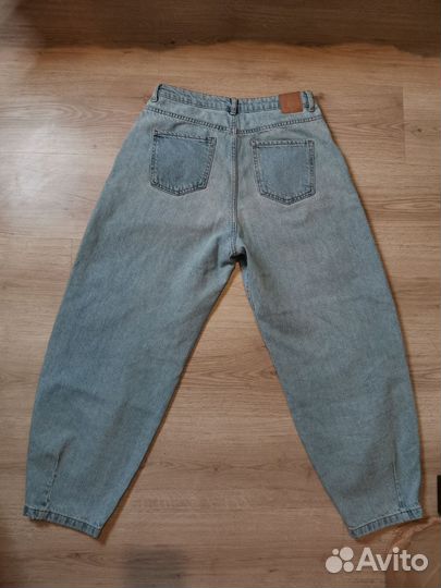 Пакет фирменной женской одежды