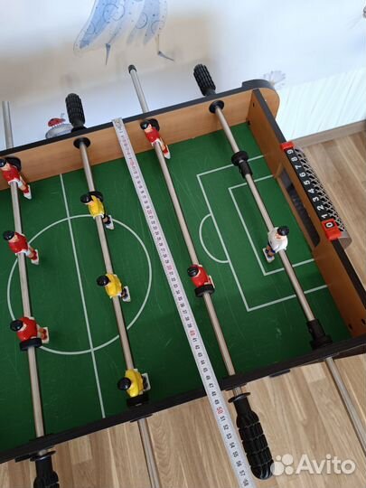 Настольный футбол (кикер)