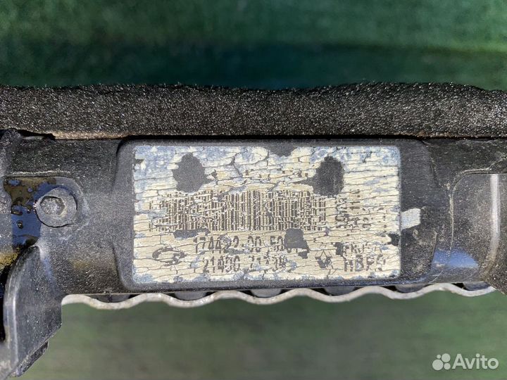 Радиатор охлаждения Renault Koleos HY0