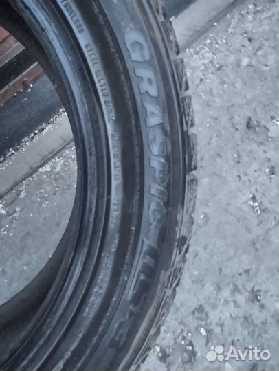 Dunlop Graspic DS3 215/55 R17 98Q