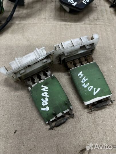 Резистор печки реостат Logan Логан Рено