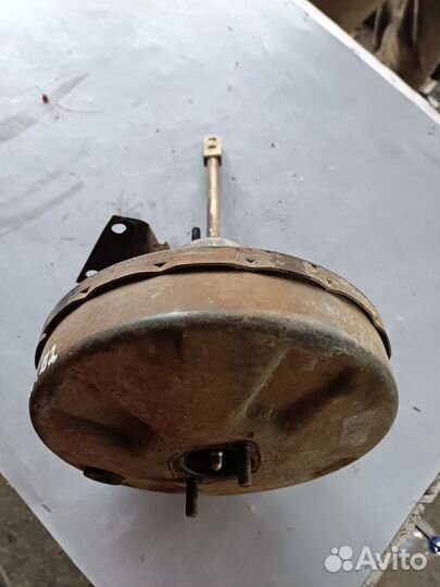 Вакуумный усилитель тормозов Audi 80 B2