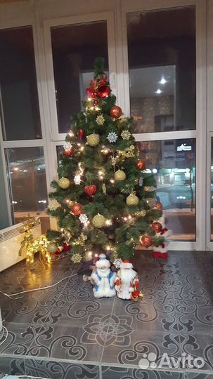 Новогодняя елка искусственная