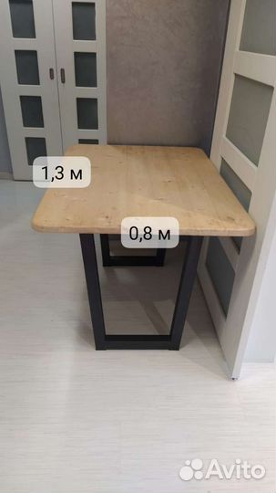 Стол в стиле лофт