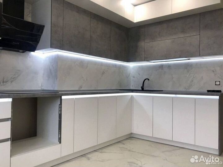 Кухонный гарнитур с островом