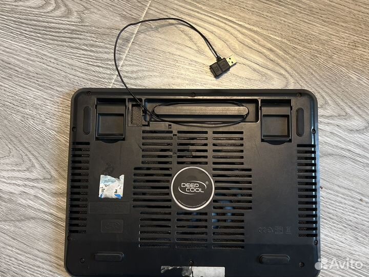 Подставка с охлаждением для ноутбука