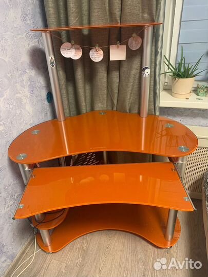 Компьютерный стол