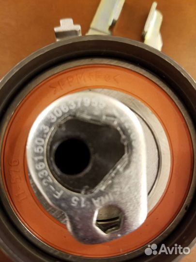 Комплект ремня грм Volvo Ford 30731727