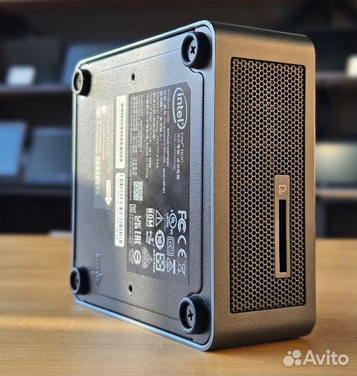 Неттоп Intel NUC (bxnuc10I5fnhn) intel core i5-102