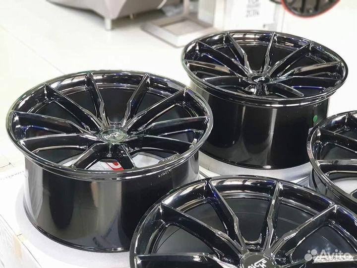 Диски Niche Rainer R22 5x112 Audi Q7, SQ7, Q8, SQ8