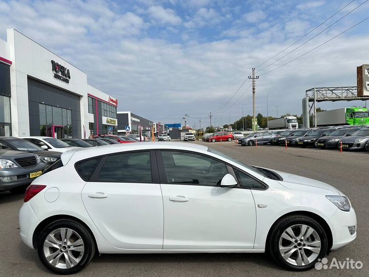 Opel Astra 1.4 МТ, 2011, 154 805 км