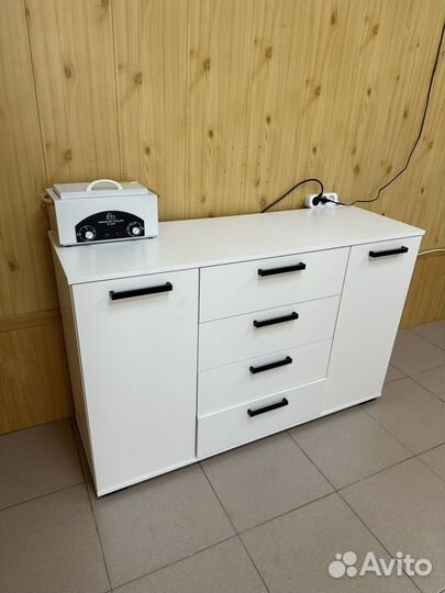 Комод белый