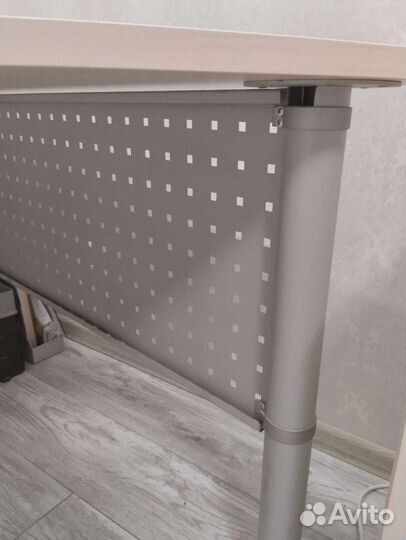Продам стол