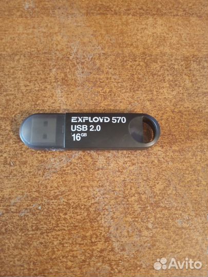 Флешка usb 16gb(14,6)