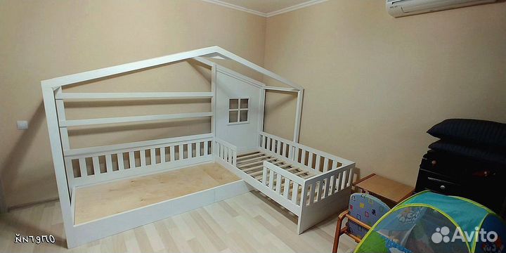 Кровать домик детская