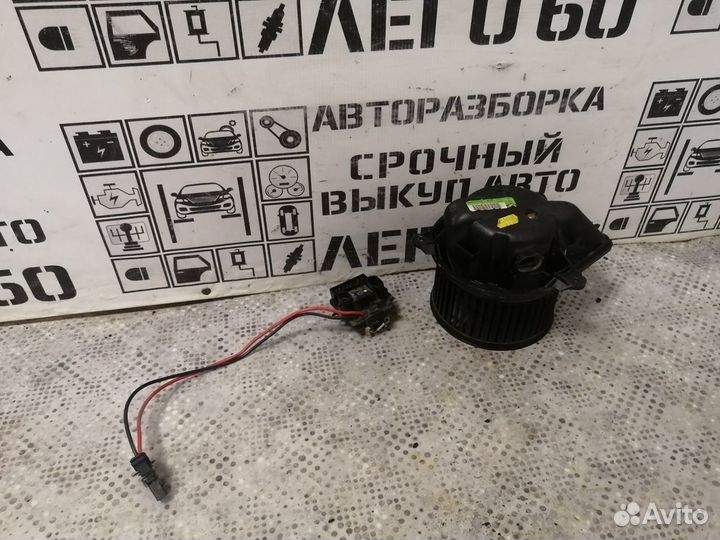 Моторчик отопителя для Renault Scenic 1