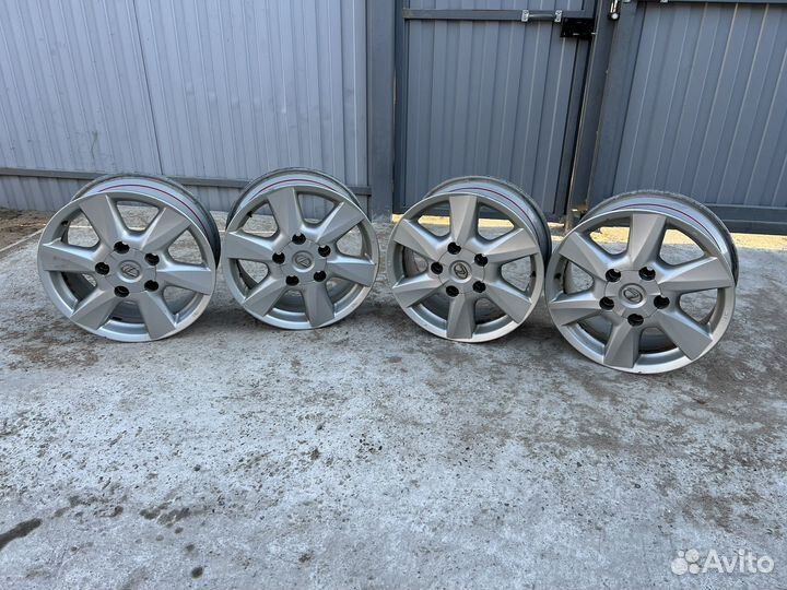 Продам комплект оригинального литья