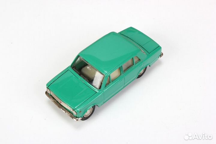 Масштабная модель автомобиля ваз 2101 А9 без ми