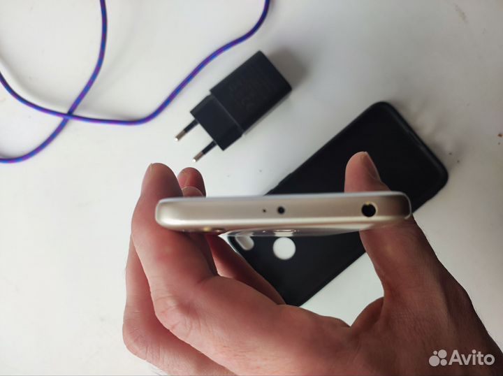 Xiaomi Redmi 4X, 3/32 ГБ