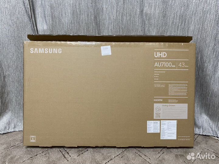 Телевизор Samsung UE43AU7100uxce