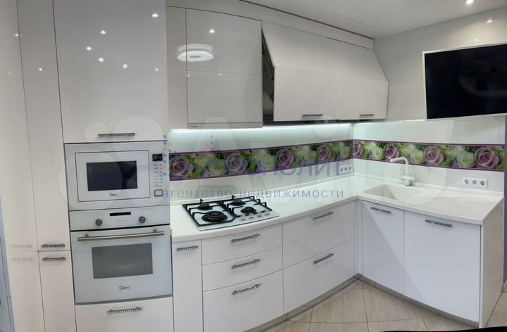 2-к. квартира, 66 м², 5/9 эт.