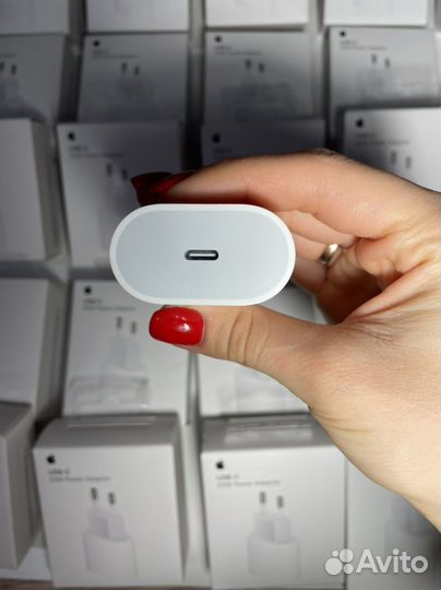 Блок Адаптер 20W на iPhone быстрая зарядка Apple