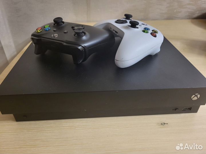 Xbox One X