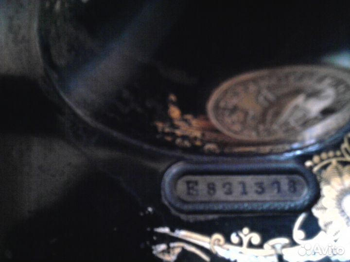 Продам швейную машинку Singer