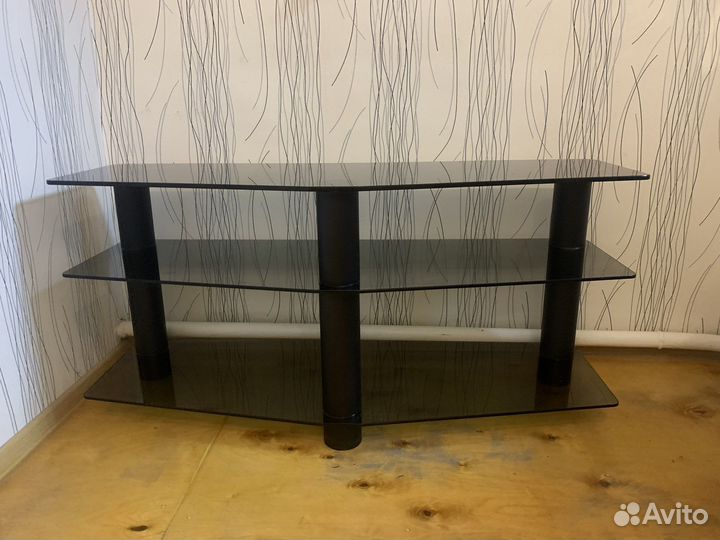Стеклянная тумба под тв
