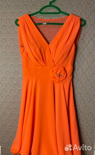 Платье вечернее