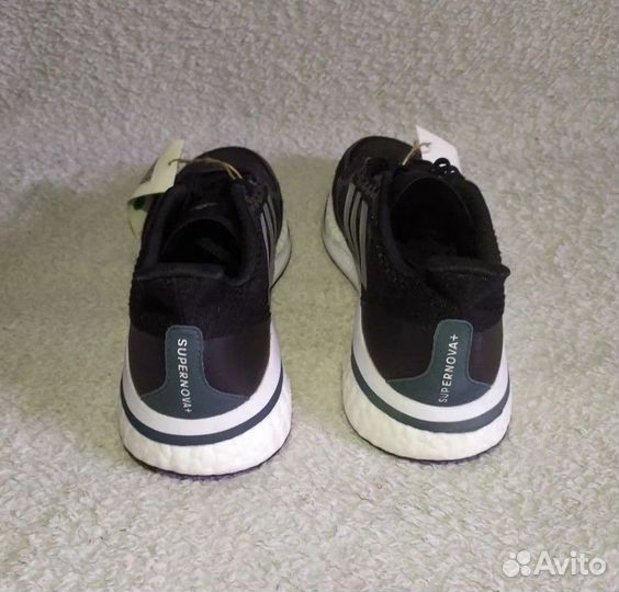 Кроссовки Adidas Supernova