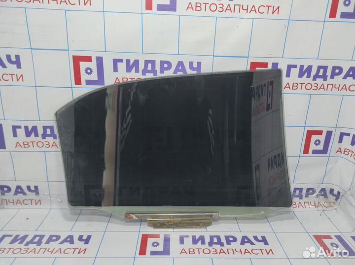 Стекло двери задней левой Toyota Corolla (E120) 68