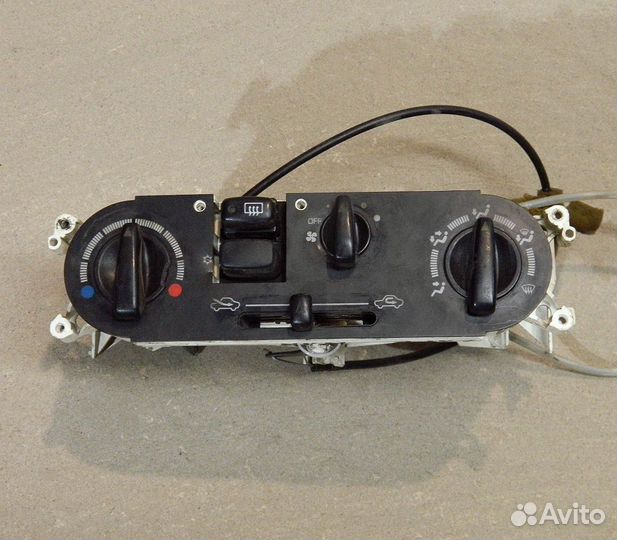 Блок управления печкой Mitsubishi Colt 5