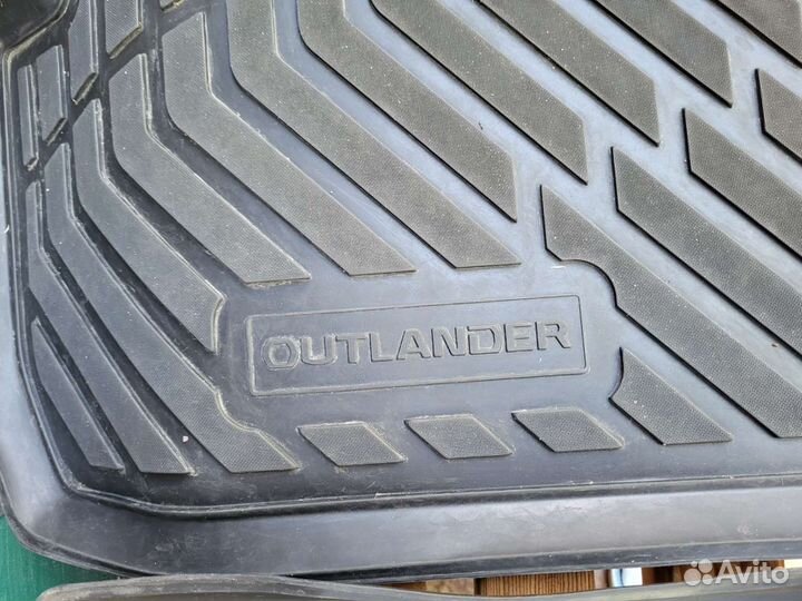 Коврики салона Mitsubishi Outlander